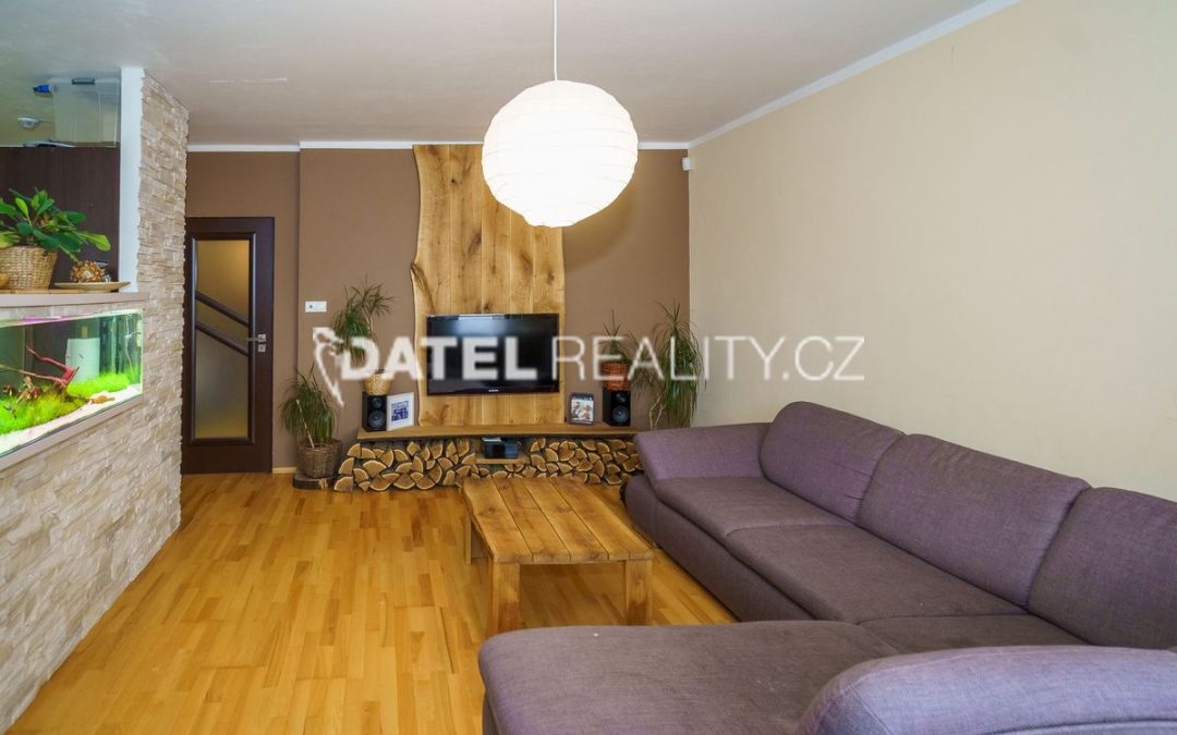 Prodej 3+kk → 78m2 se zasklenou lodžií – Dolní Měcholupy