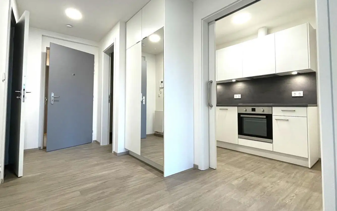 Pronájem 2+kk 65m2 Primátorská, Libeň